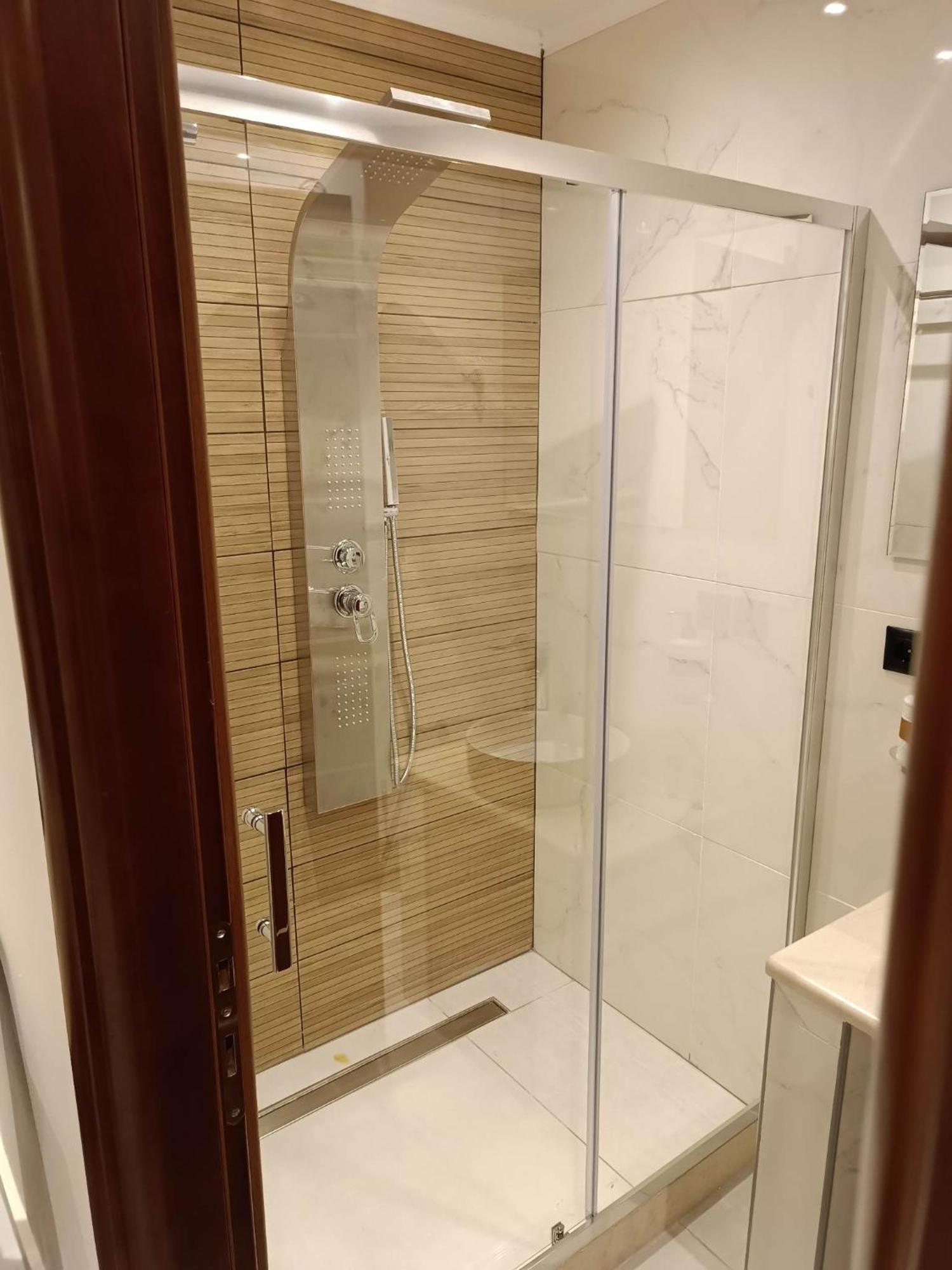 Newly Renovated Apartment Next To The Port Mantouki Kültér fotó