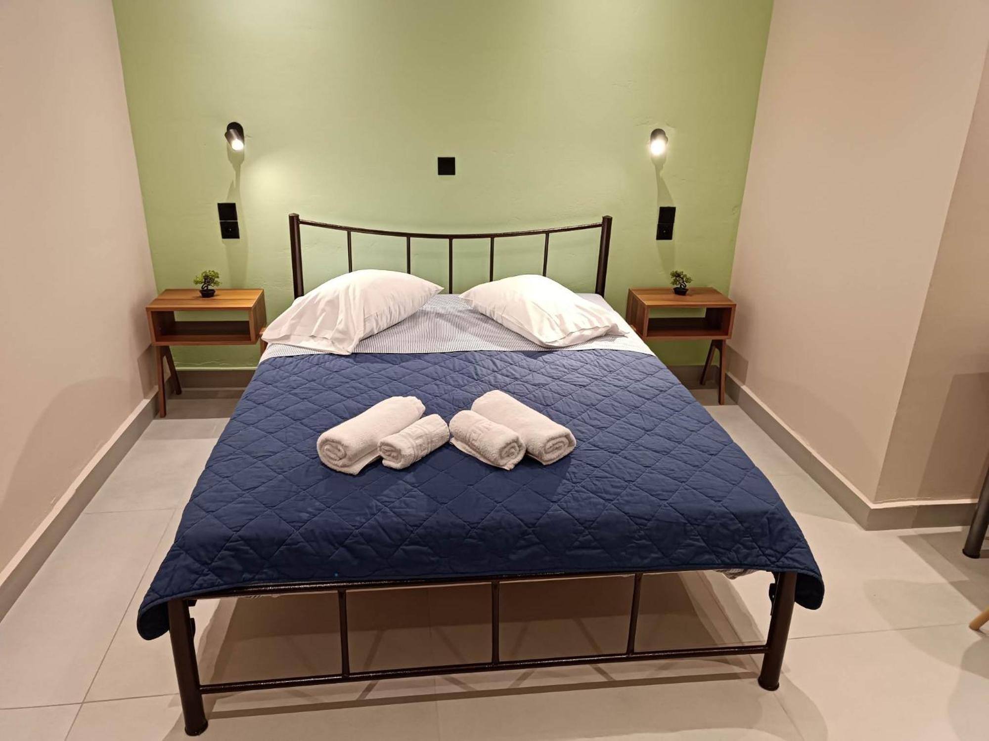 Newly Renovated Apartment Next To The Port Mantouki Kültér fotó