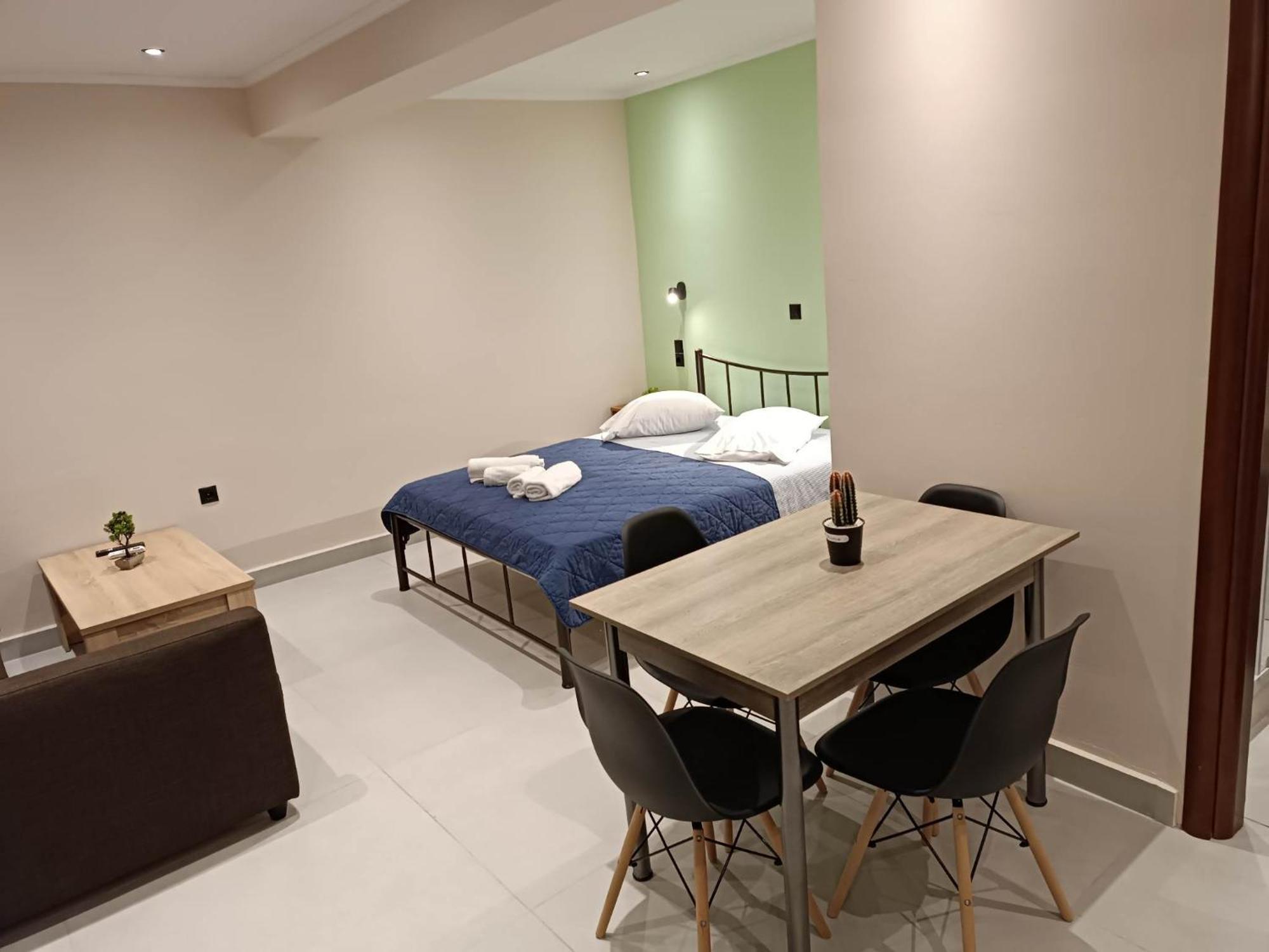 Newly Renovated Apartment Next To The Port Mantouki Kültér fotó